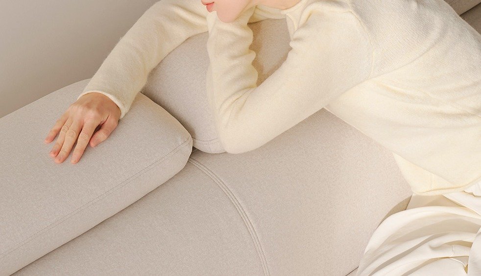 웰퍼니쳐 타엔 무빙헤드 코모도 패브릭 3인용 소파 + 쿠션 1p 세트 방문설치, 아이보리 상세 이미지 2