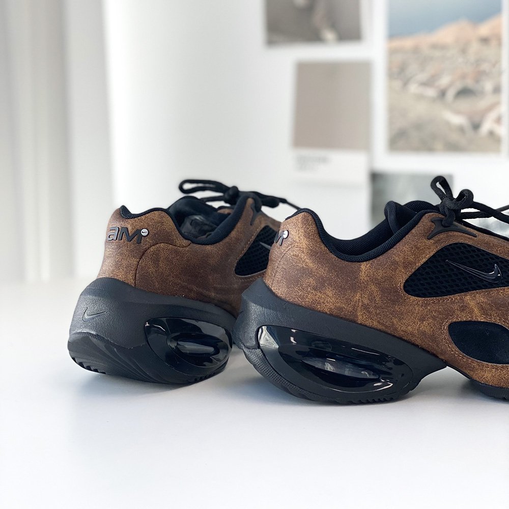 나이키 에어맥스 뮤즈 우먼스 라이트 브리티쉬 탄 블랙 상세 이미지 1