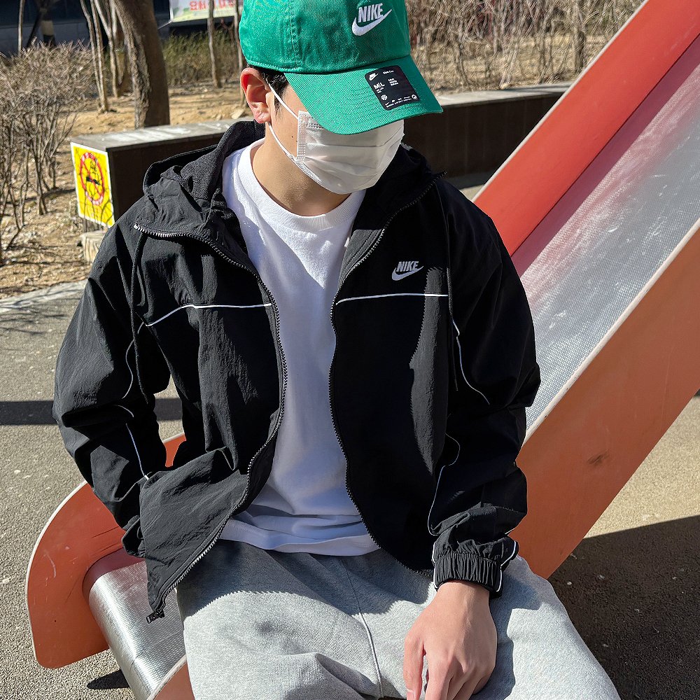 나이키 바람막이 아노락 윈드러너 우븐 빅스우시 후드 러닝 레인 자켓 상세 이미지 2