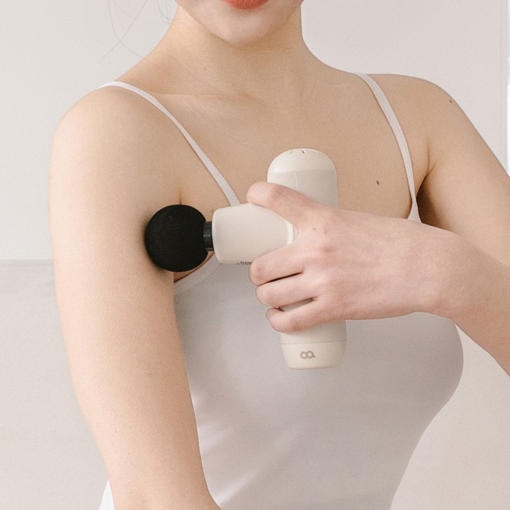 오아 바디건 안마기 무선 휴대용 전동 핸디 미니 마사지건 진동 어깨 목 전신 마사지기 상세 이미지 1
